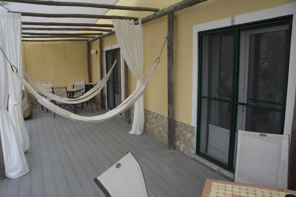 The Fig Boutique Suites Salir de Porto Екстер'єр фото